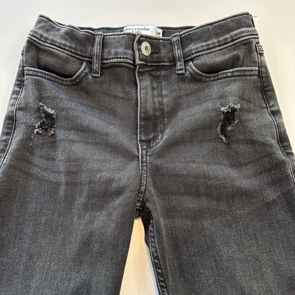 Abercrombie & Fitch Kids High Rise Ankle Straight Black Jeans Girls Size 11/12 - Picture 4 of 10